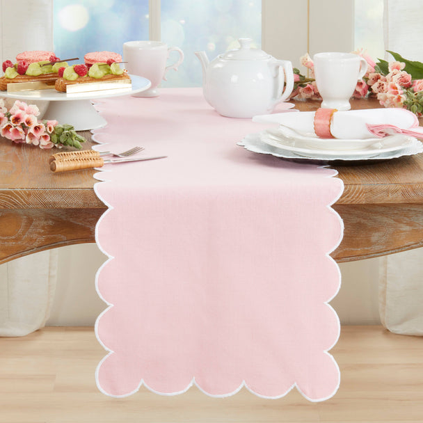 Cotton Scalloped Table Runner