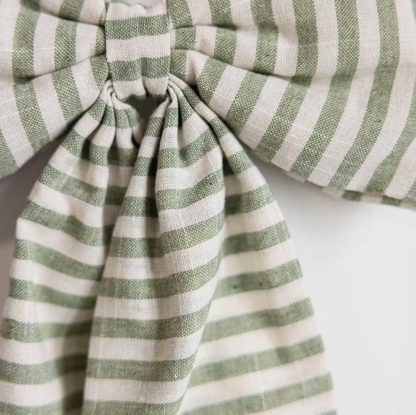 Medium Bow for Decorating