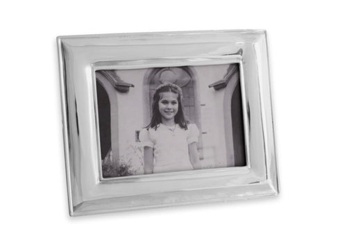 BEATRIZ BALL
FRAME Charlotte 5 x 7