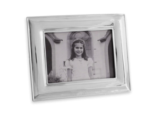 BEATRIZ BALL
FRAME Charlotte 5 x 7