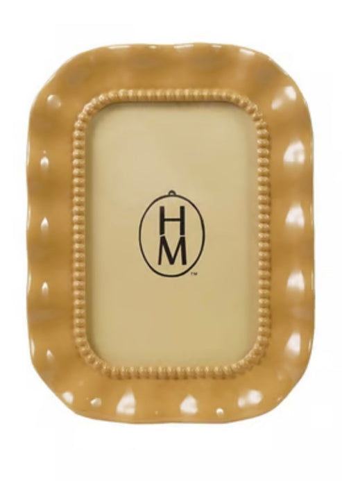 Resin Wavy Frame
