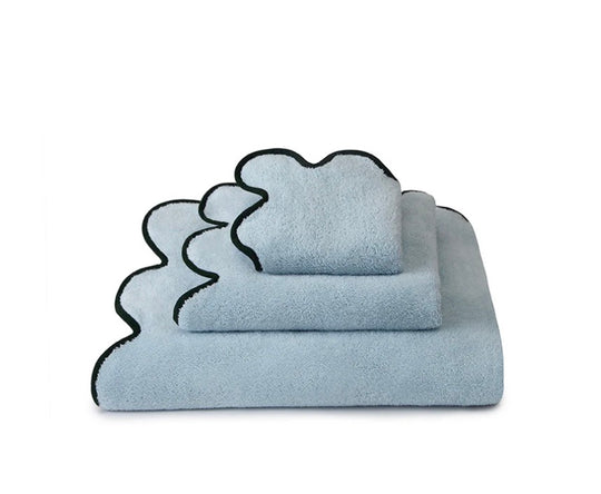 Scalloped Edge Chairish Washcloth