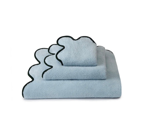 Scalloped Edge Chairish Washcloth