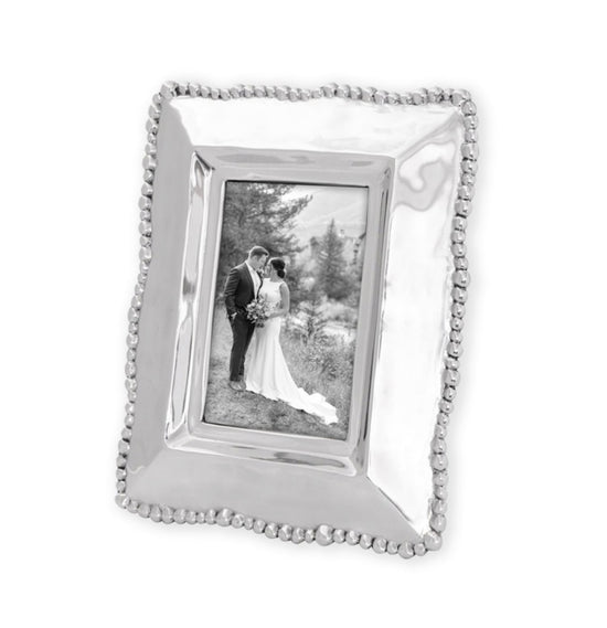 BEATRIZ BALL
FRAME Organic Pearl 4 x 6 Frame