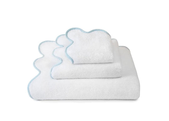 Scalloped Edge Chairish Washcloth